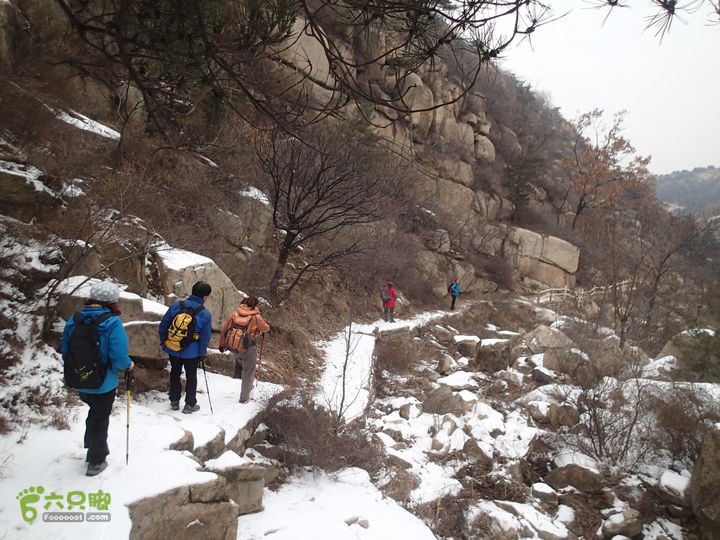 观赏冰瀑:石庙子_彩石溪-云谷禅寺_莲梗峡-莲花圣境P1300366