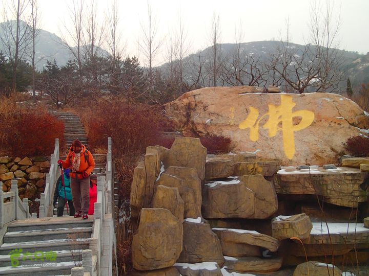 观赏冰瀑:石庙子_彩石溪-云谷禅寺_莲梗峡-莲花圣境P1300397