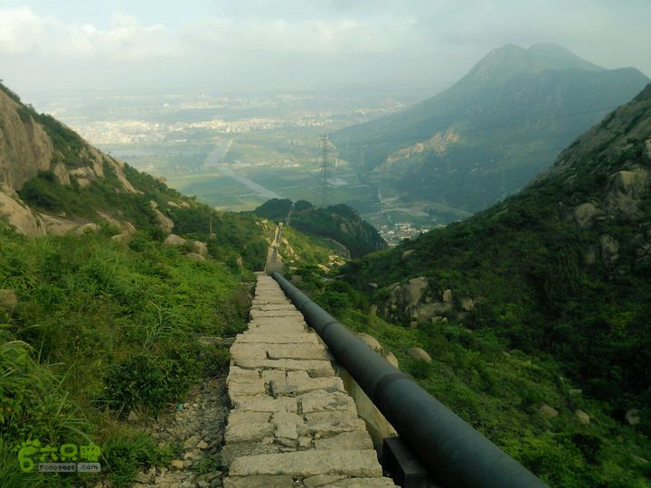 大罗山天梯图片