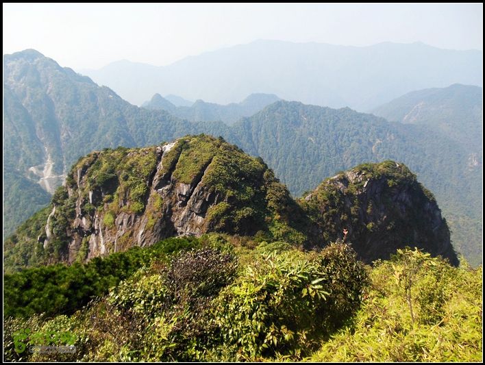 汝城五指峰1726米
